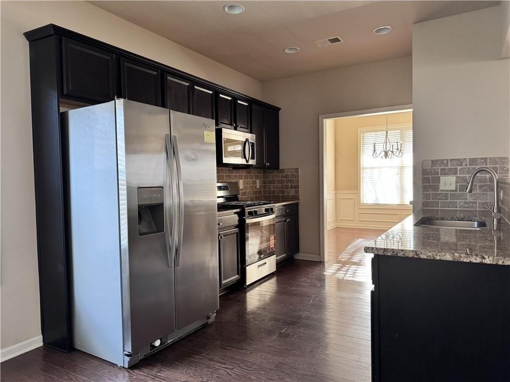 167 Gilliflower Park - Photo 6 of 21