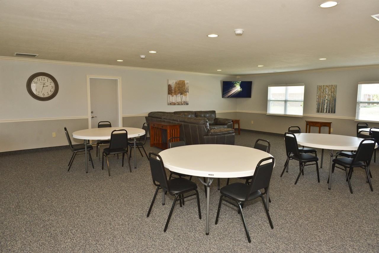 Twin Lakes Apartments - Photo 4 of 50