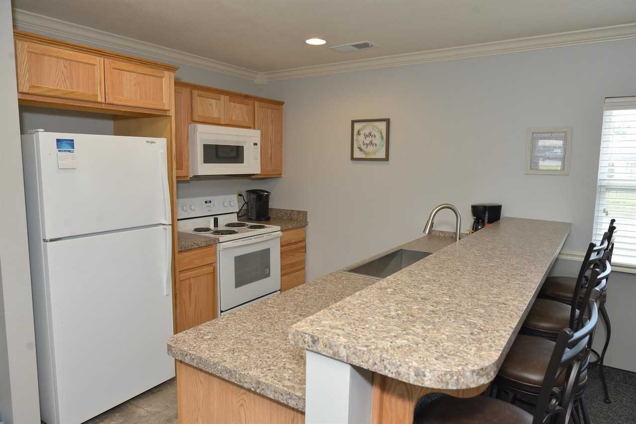 Twin Lakes Apartments - Photo 7 of 50