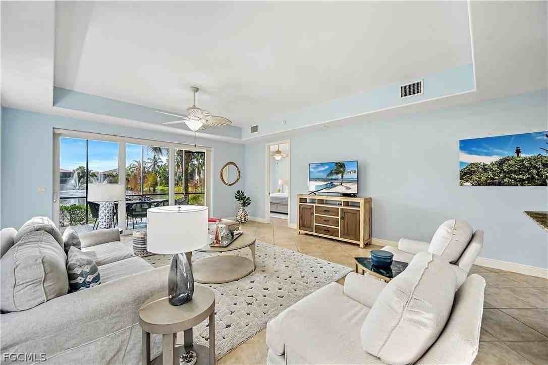 7832 Hawthorne Dr Unit 1901 #1901 - Photo 5 of 26