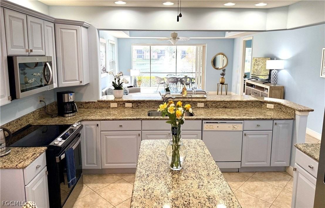 7832 Hawthorne Dr Unit 1901 #1901 - Photo 7 of 26