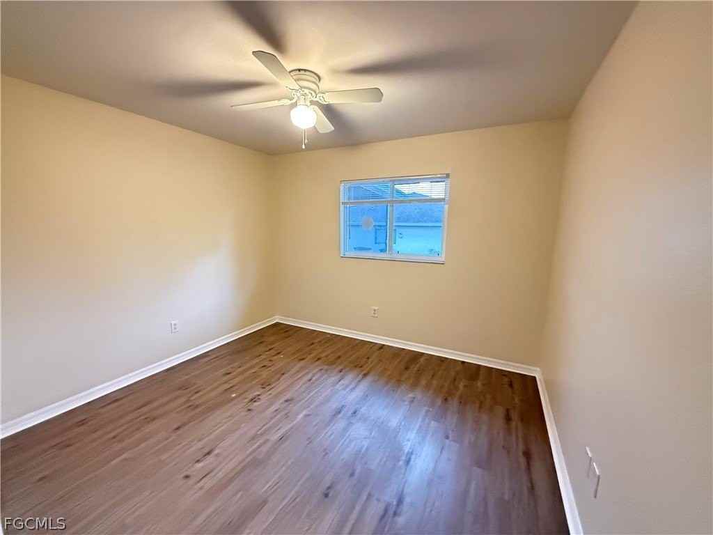 2217 Leda Ave S - Photo 7 of 10