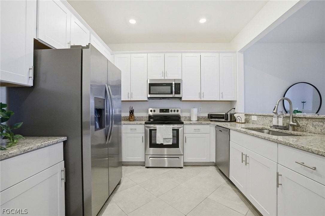 14303 Pine Lodge Ln - Photo 5 of 50