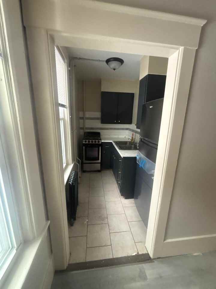 12 Pleasant Street - Photo 6 of 10