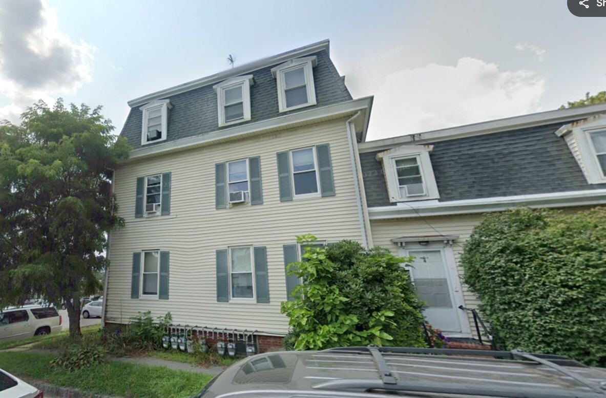 12 Pleasant Street - Photo 7 of 10