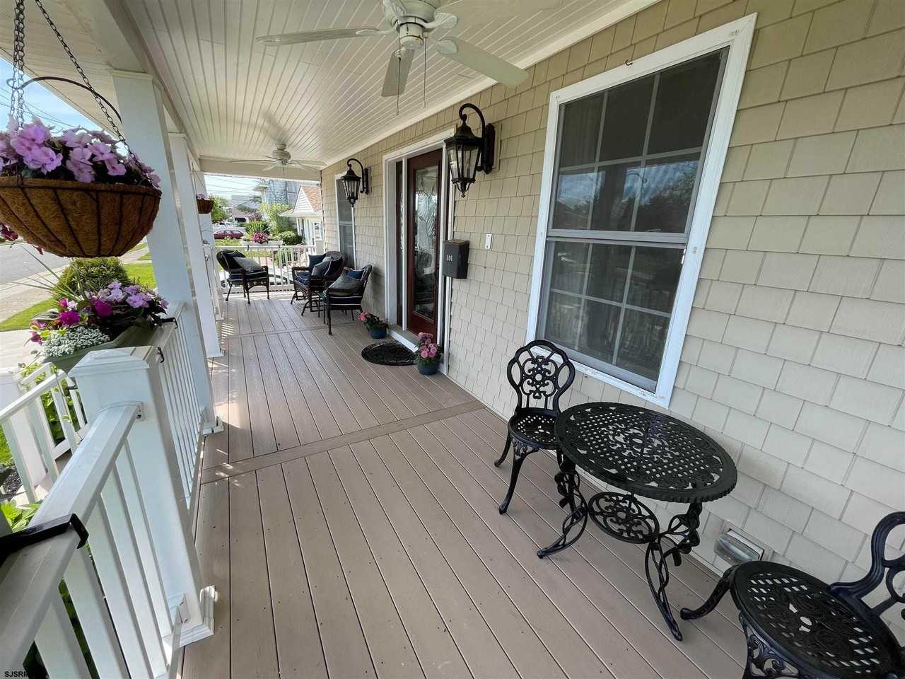 506 N Cornwall Ave - Photo 3 of 22