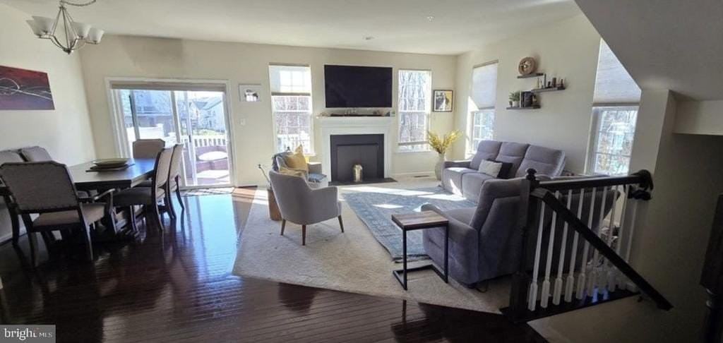 135 Briarwood Ln - Photo 3 of 15