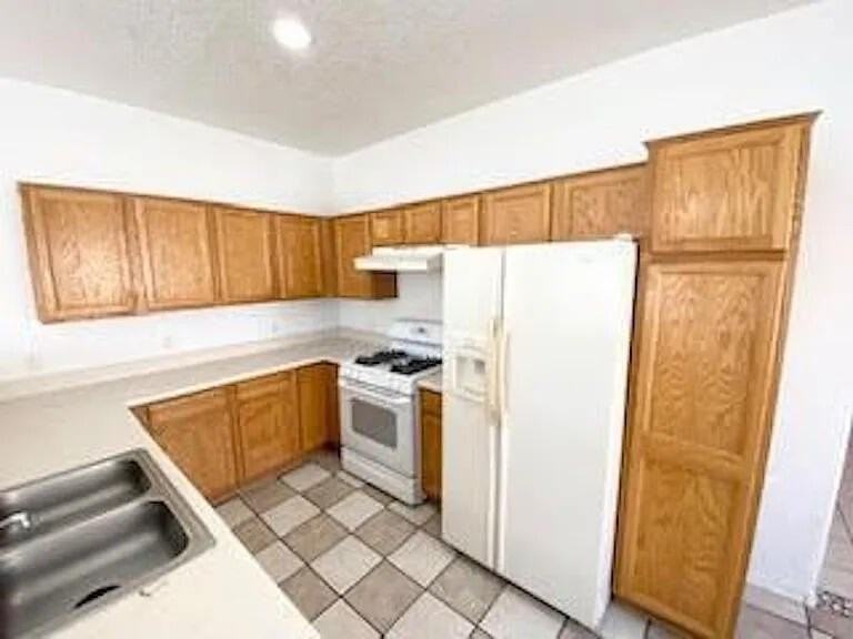 7176 Husky Dr Ne - Photo 5 of 16