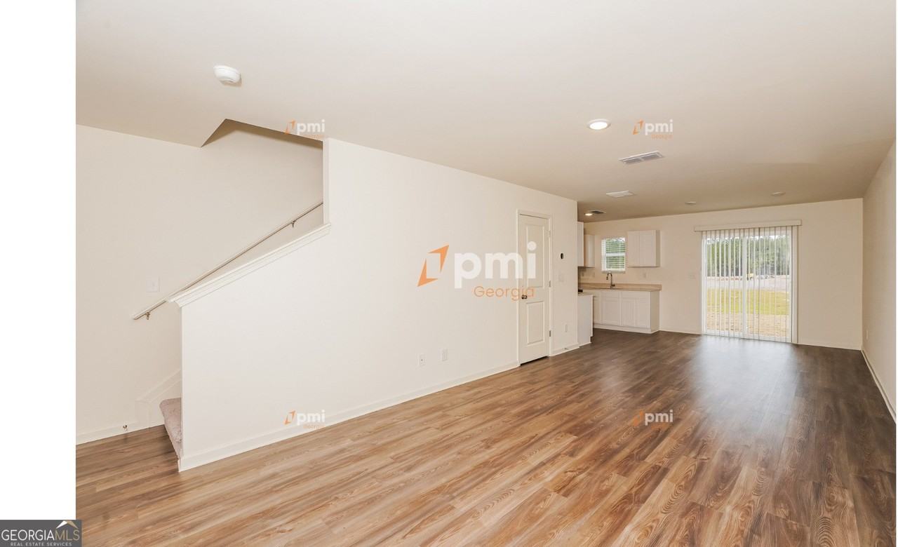 182 Kinsale Dr - Photo 5 of 15