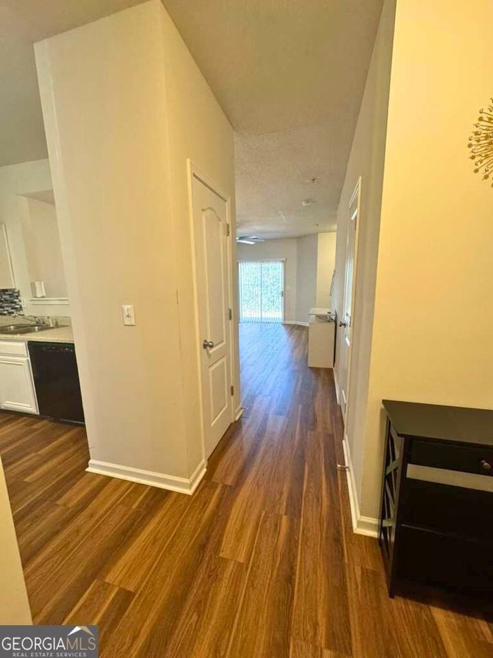 1748 Broad River Rd - Photo 5 of 20