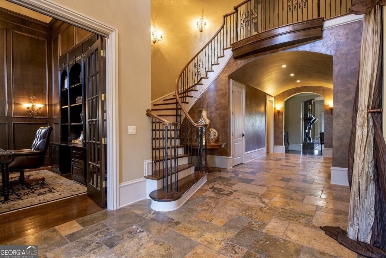 2170 Heathermoor Hill Dr - Photo 3 of 50