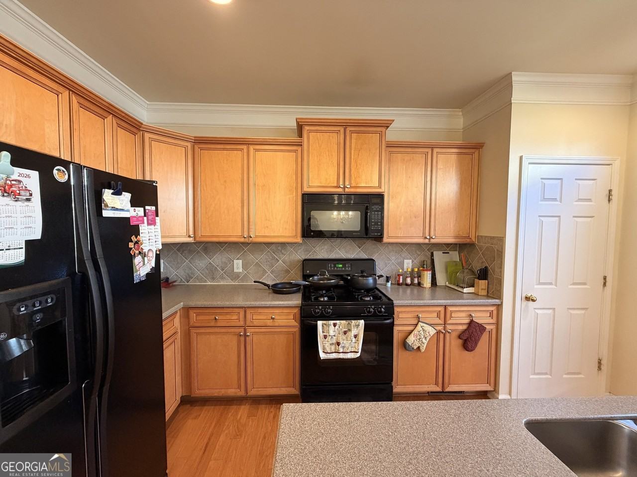 6115 Deluna Way - Photo 7 of 16