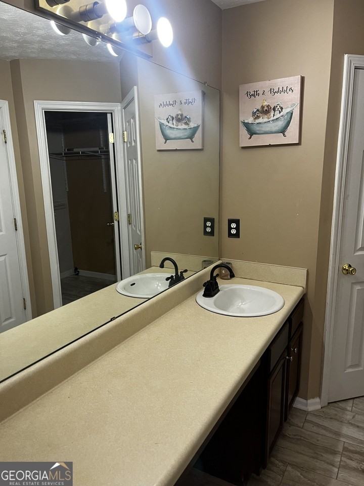 6675 Princeton Park Ct - Photo 5 of 7