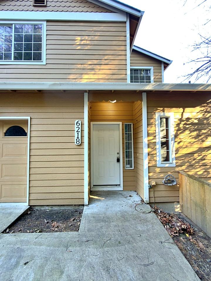 6218 South View Point Terrace - Photo 2 of 30