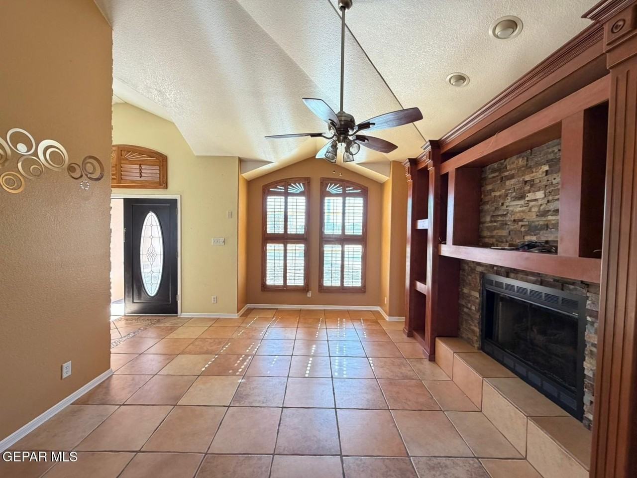 12190 Via Inca Dr - Photo 3 of 14