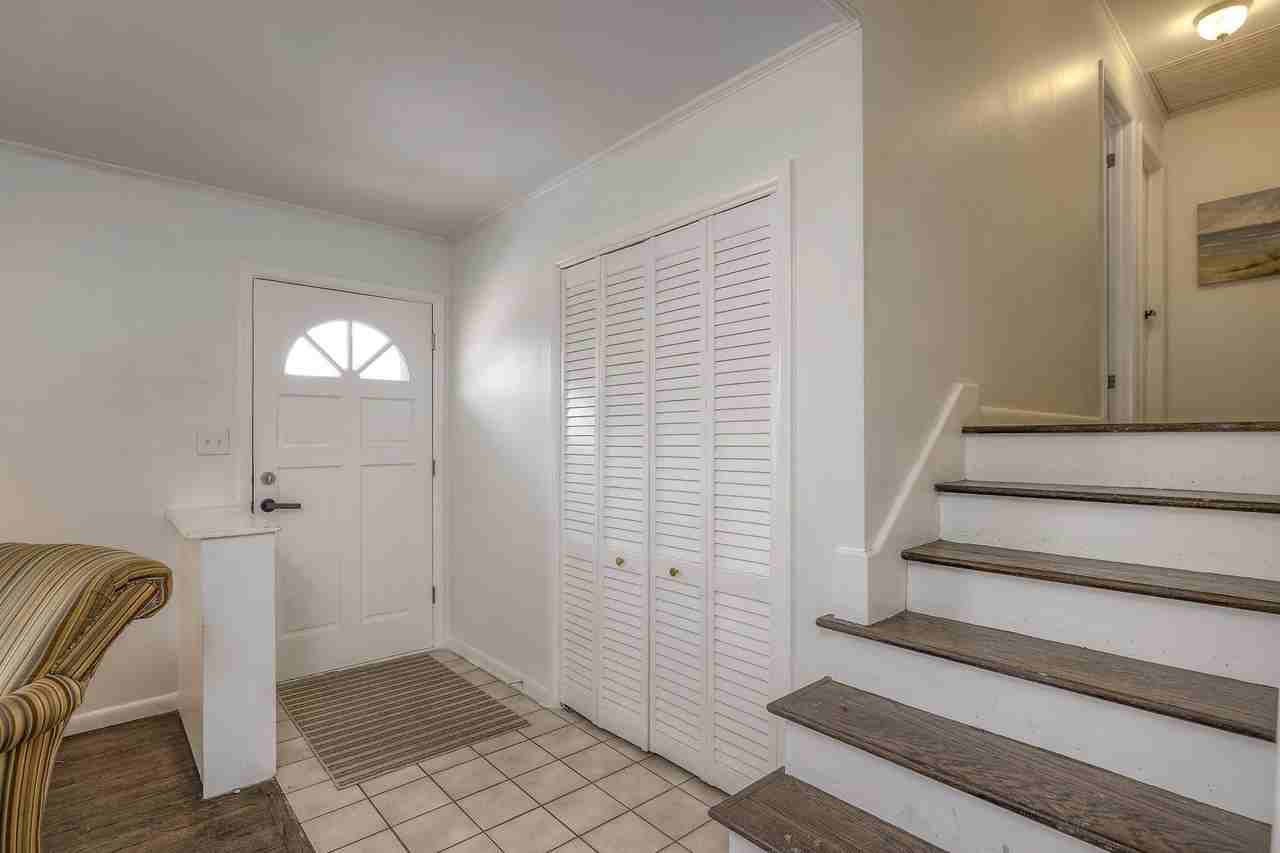 Summit St - Photo 2 of 14