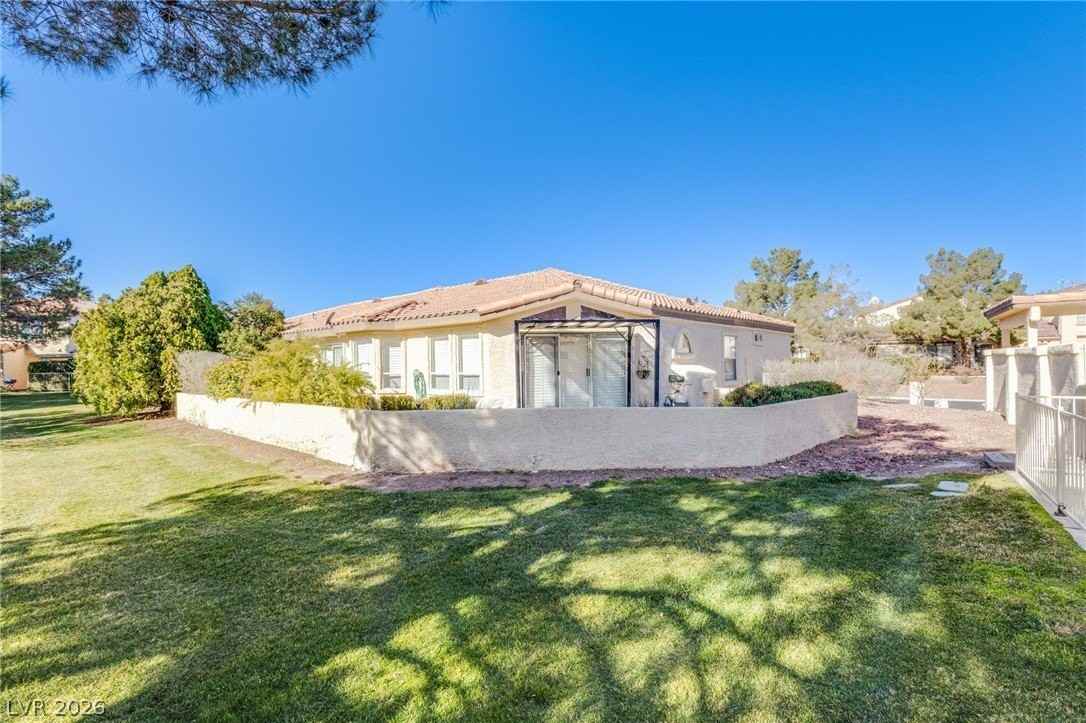 5429 Painted Mirage Rd - Photo 6 of 26