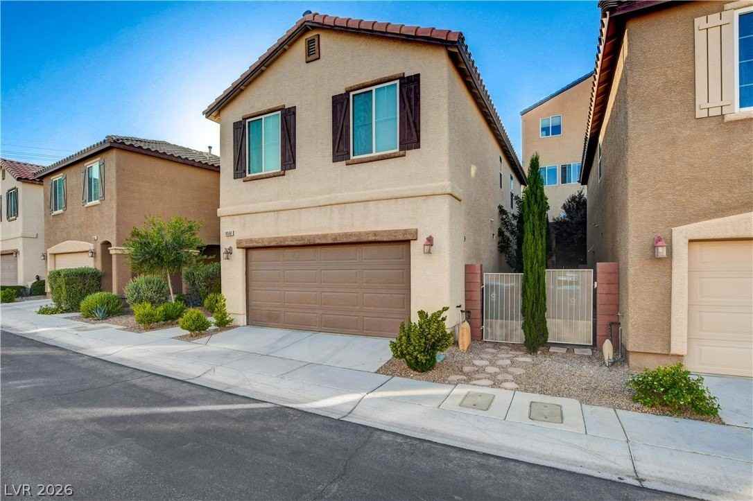 10560 Seasonable Dr - Photo 2 of 50