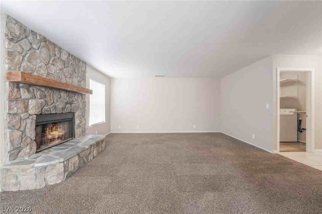 9924 Barrier Reef Dr - Photo 6 of 26