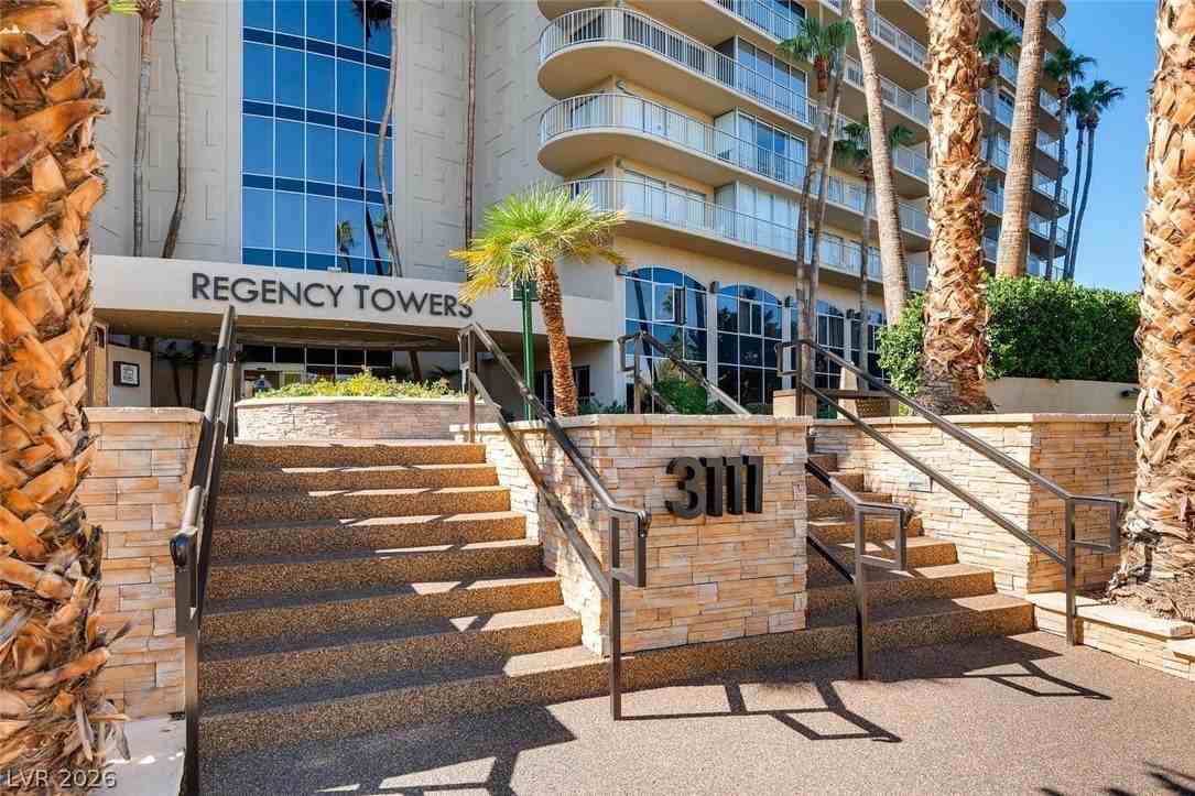 3111 Bel Air Dr #211