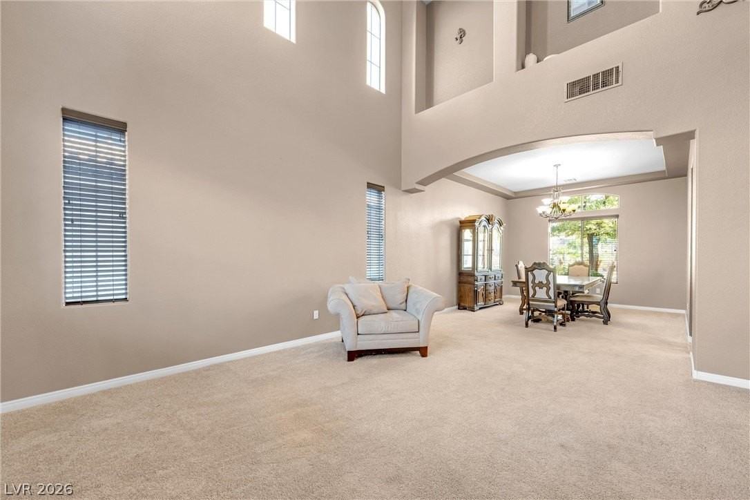 114 Mango Ct - Photo 7 of 39