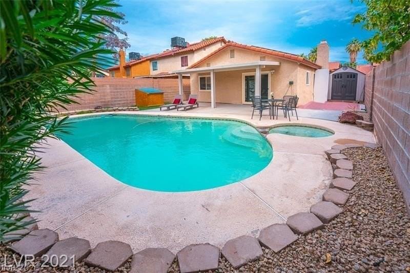 375 Tierra St - Photo 2 of 24