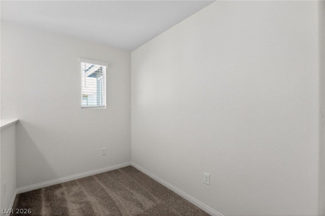 2695 Tangerine Cloud Ave - Photo 5 of 30