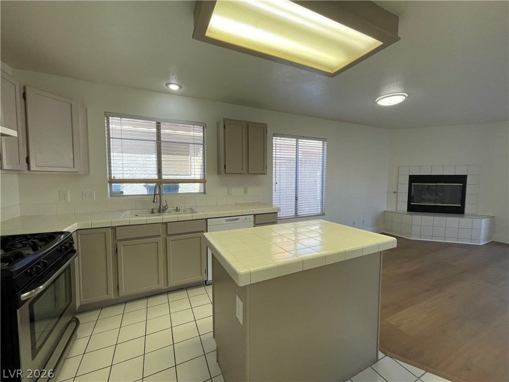 8348 Pendragon Cir - Photo 6 of 19