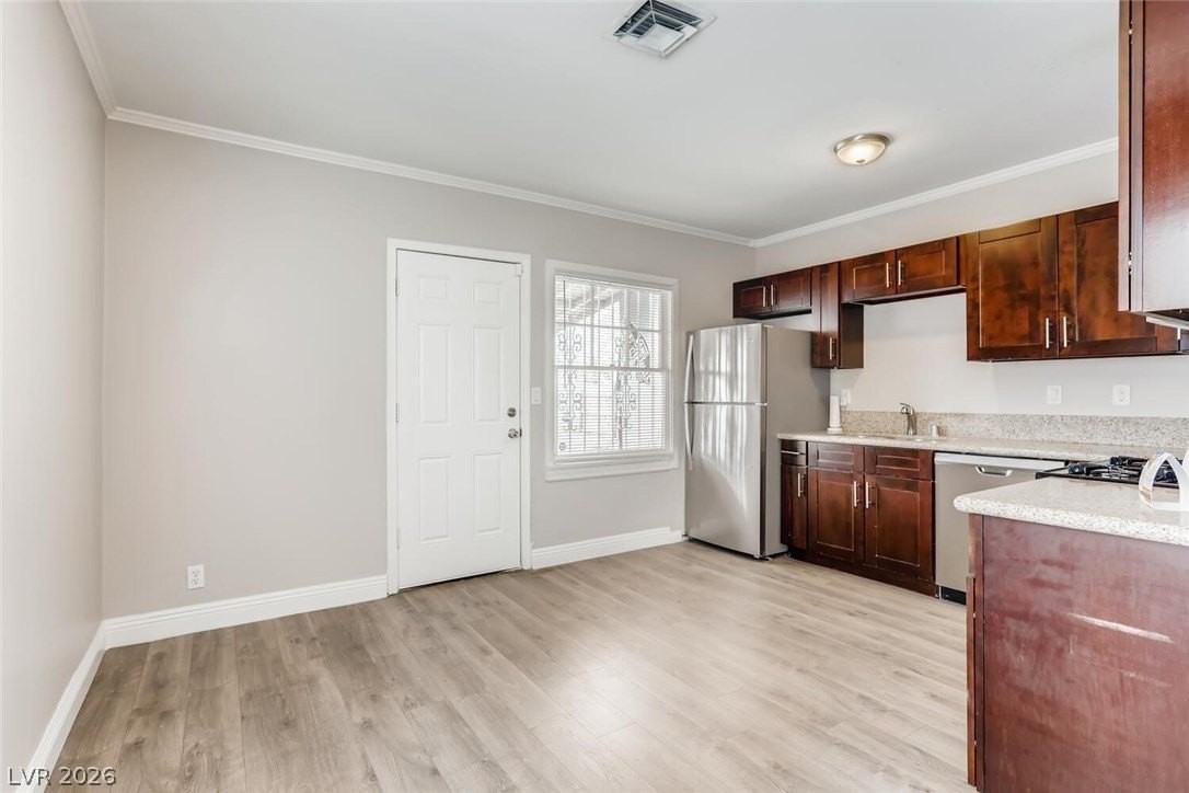 904 Biltmore Dr - Photo 7 of 28