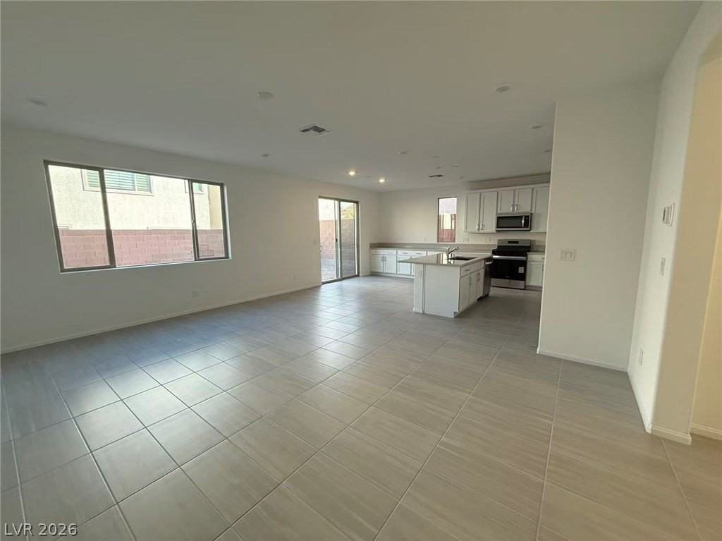 5986 Miller Ln - Photo 6 of 29