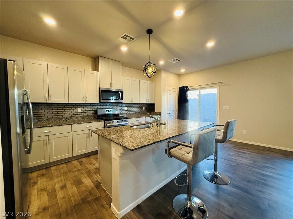 7549 Cooks Meadow St - Photo 6 of 28