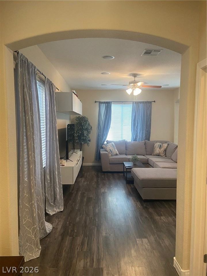 8439 Quarentina Ave - Photo 3 of 30