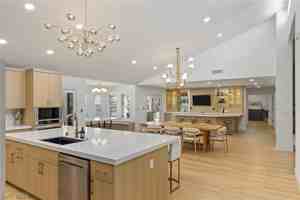 featured image of 4045 W Mardon Ave