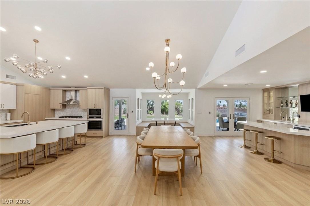 4045 W Mardon Ave - Photo 2 of 50