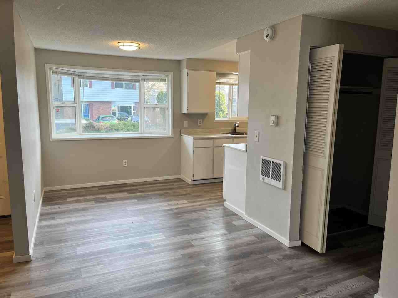 2630-2664 Southeast 136th Avenue - Photo 7 of 14