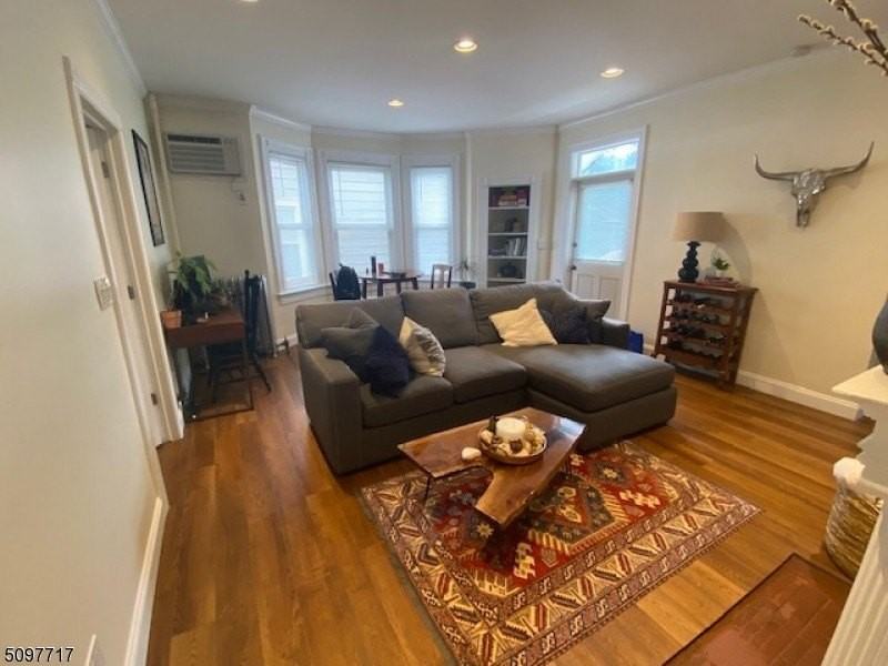 134 Washington St #1 - Photo 3 of 23