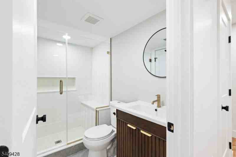 401 Tillman St #A - Photo 5 of 21