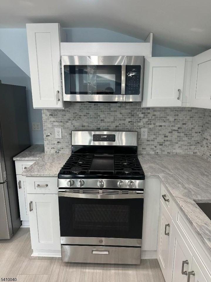 202 Black Oak Ridge Rd - Photo 6 of 17