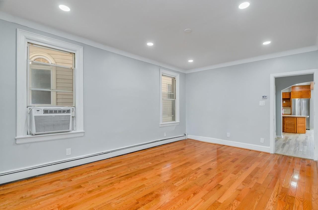 793 Kennedy Blvd #2 - Photo 5 of 21