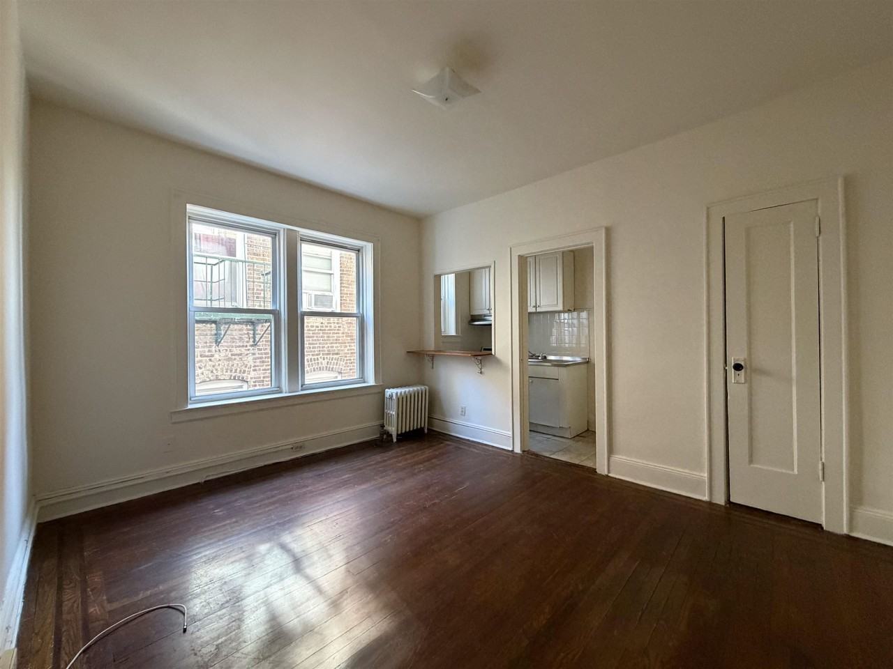 5-7 Kelly Pkwy #302 - Photo 3 of 12