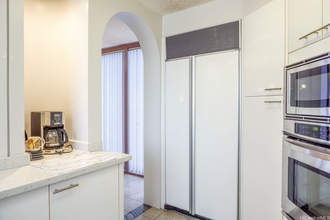 425 South St Apt 601 #601 - Photo 4 of 25