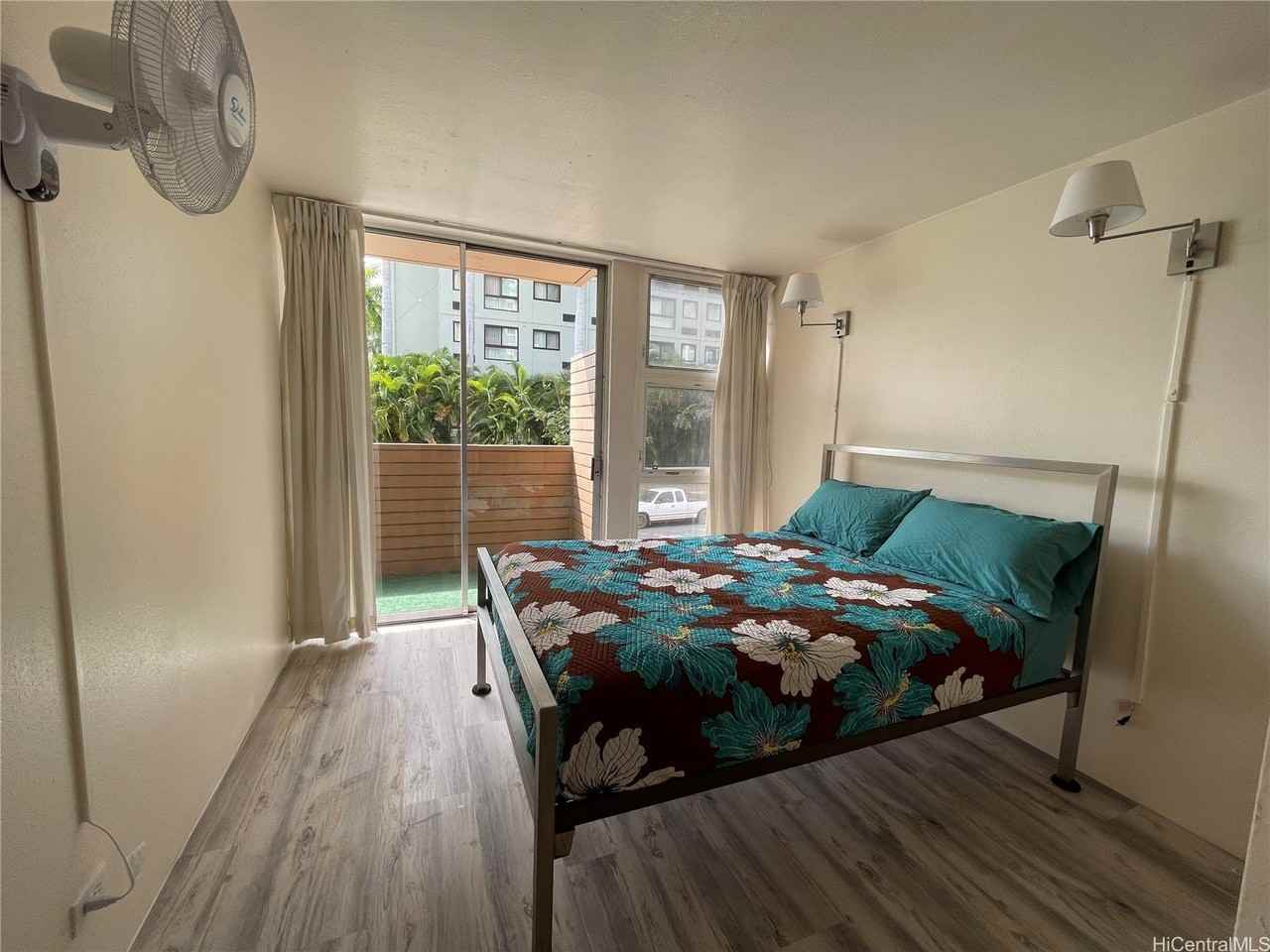 454 Namahana St Apt 201 #201 - Photo 7 of 17