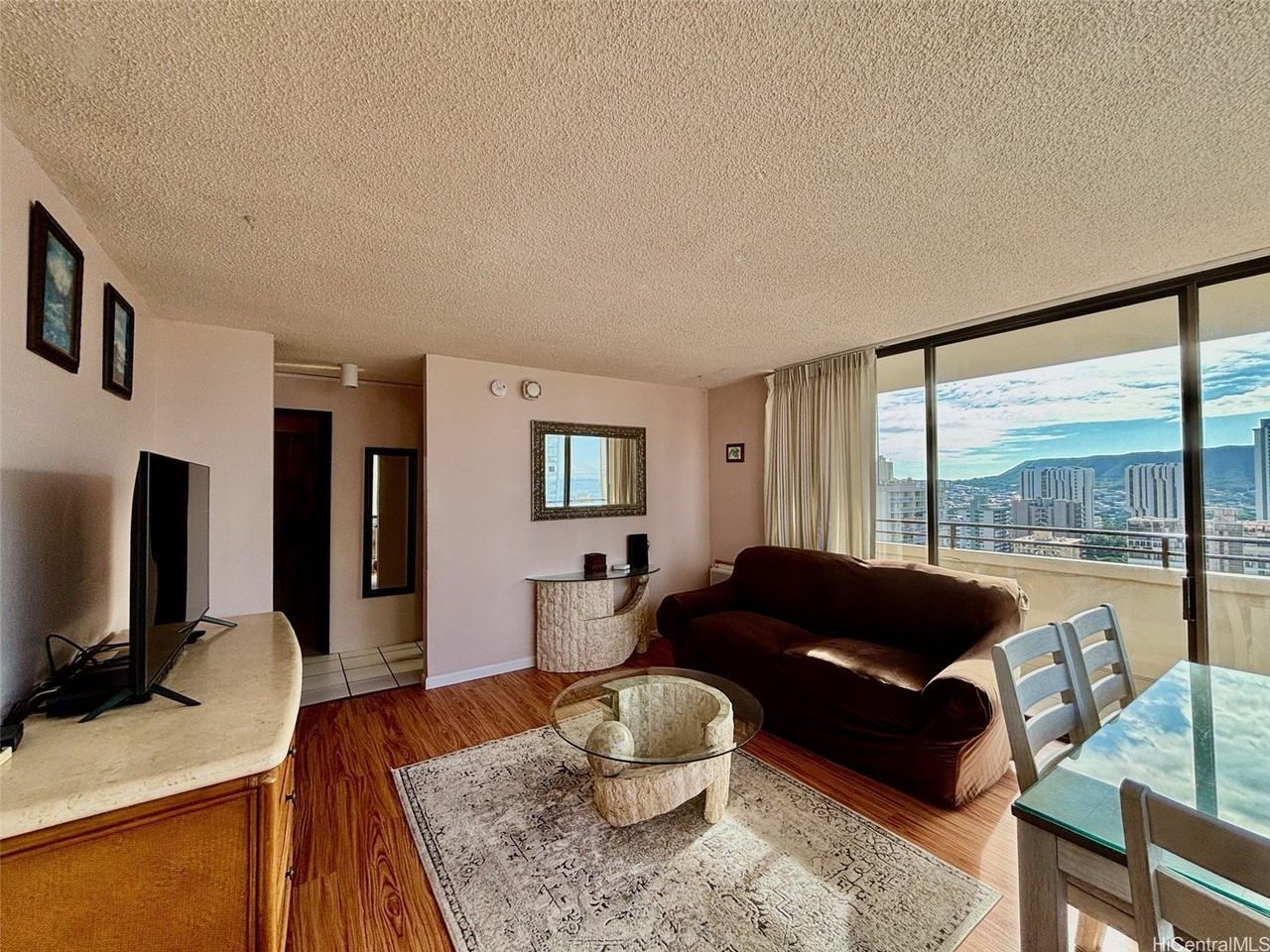 2410 Cleghorn St Apt 2403 #2403 - Photo 5 of 21