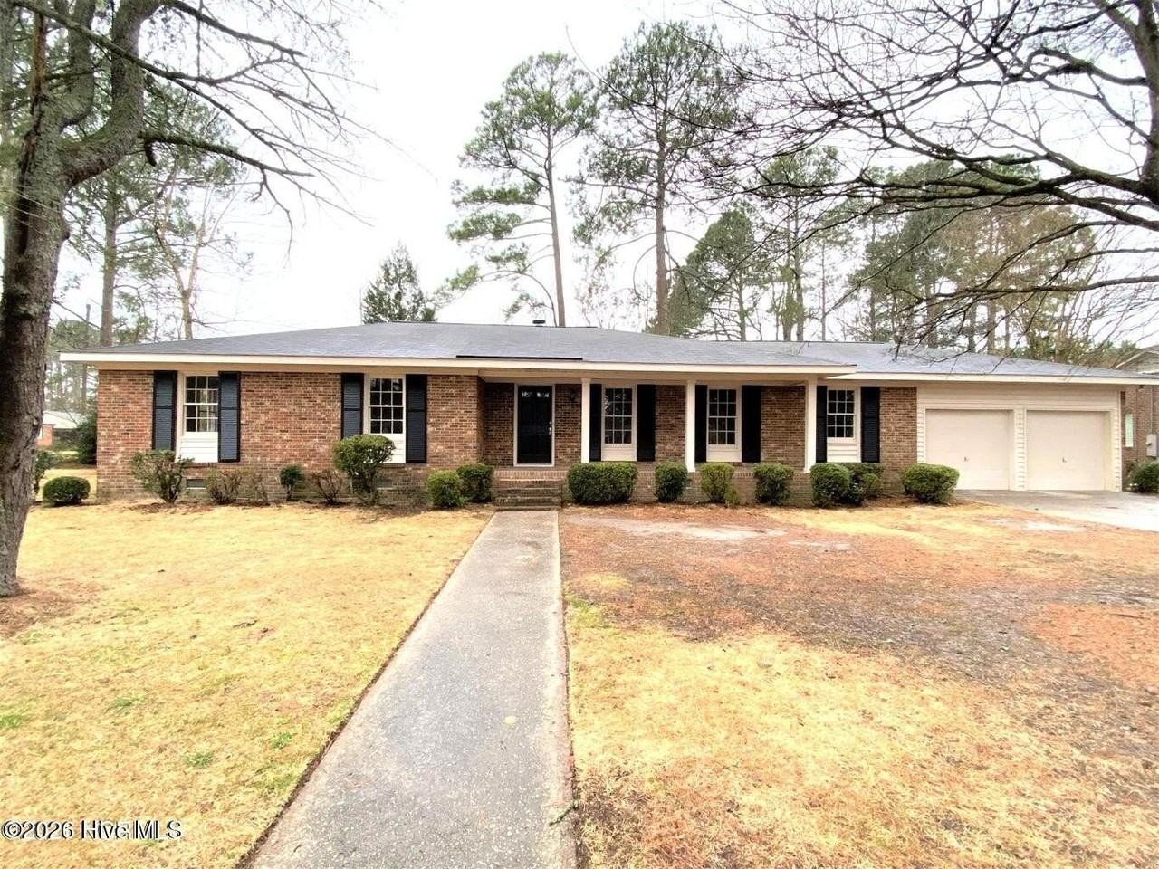 2012 Sherwood Dr - Photo 2 of 14