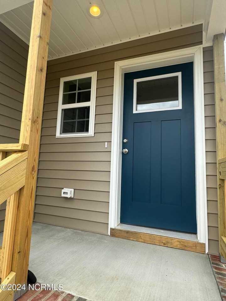 705 Gridiron Way - Photo 5 of 29