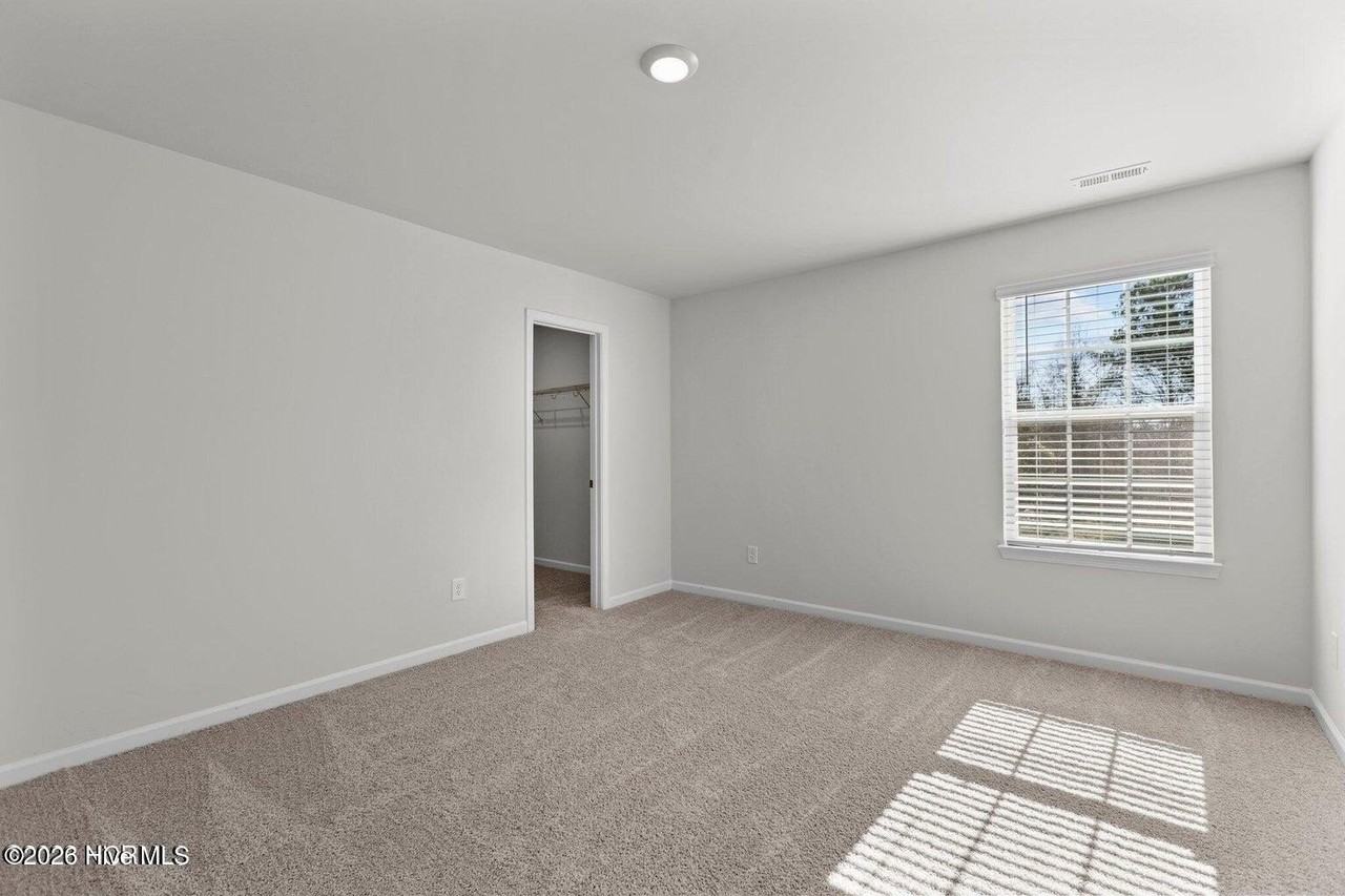 1904 Rolling Meadows Dr - Photo 5 of 29