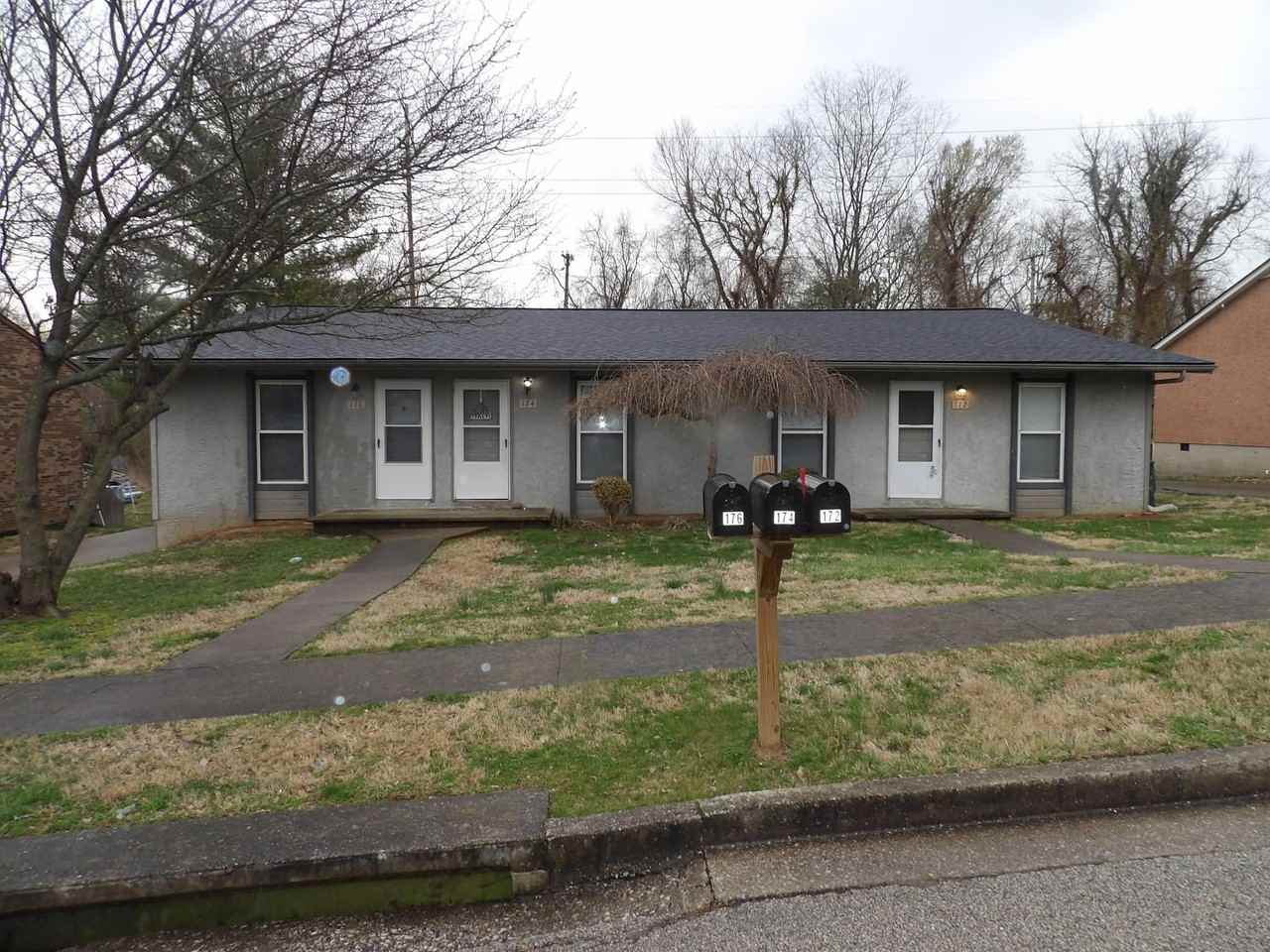 176 Landings Dr - Photo 3 of 50