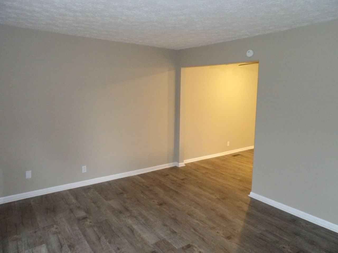 176 Landings Dr - Photo 6 of 50