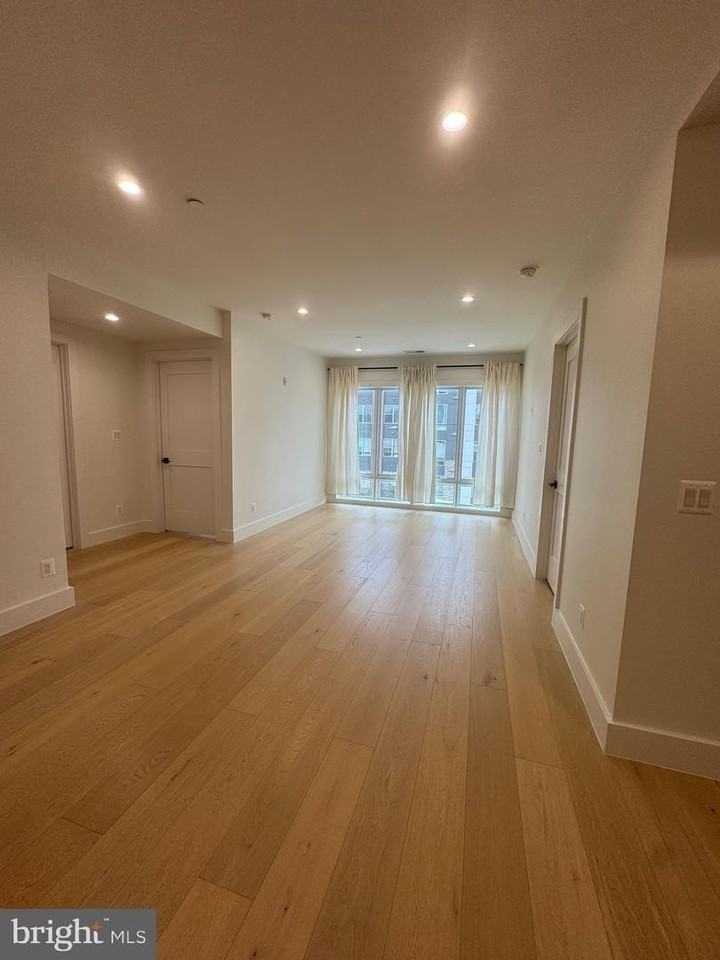 1658 K St Ne - Photo 3 of 31