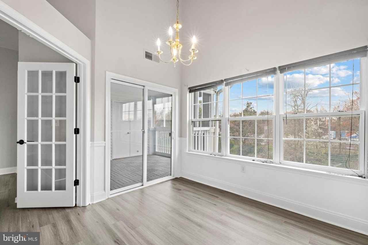 6520 Lake Park Dr - Photo 5 of 24